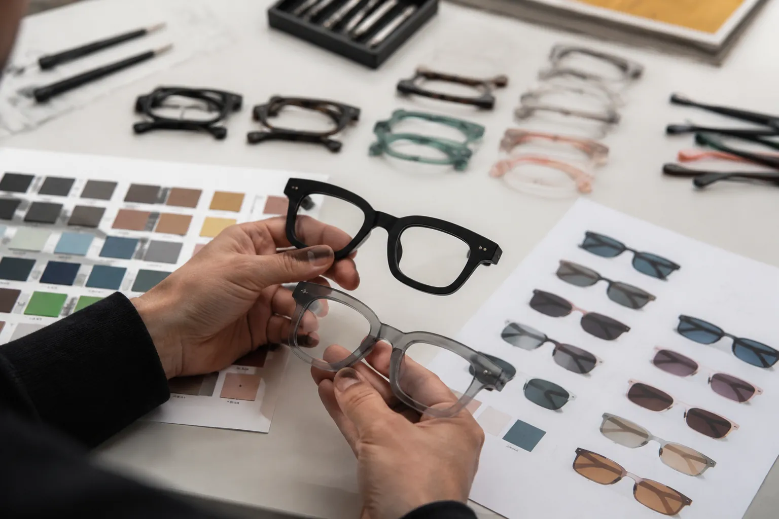 Color-Injected vs Painted Frames: Bulk Buyer Checklist
