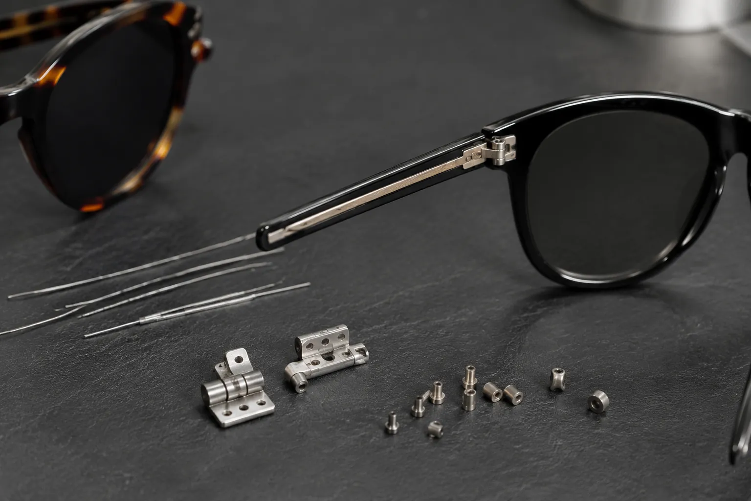 Lightweight Sunglass Frame Materials: Buyer Guide