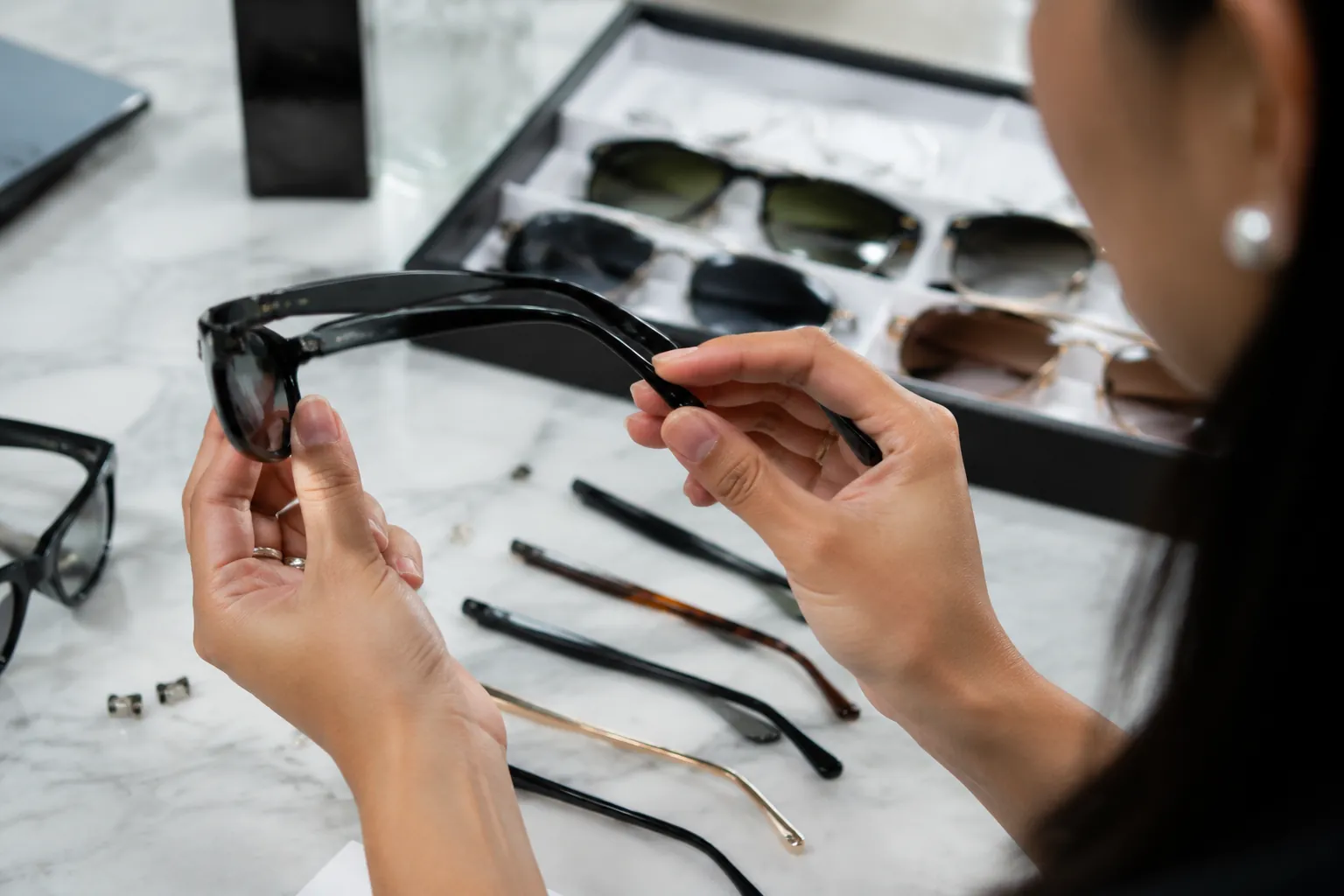 Memory Metal vs Stainless Steel vs Alloy Frames