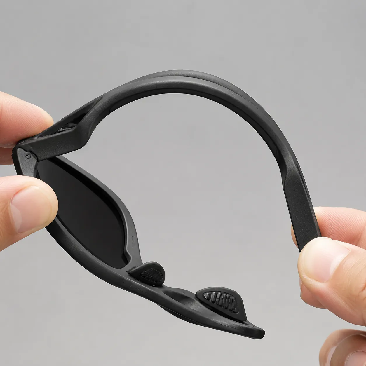 Metal-Free Sunglasses: Materials, Specs, and Risk Checks