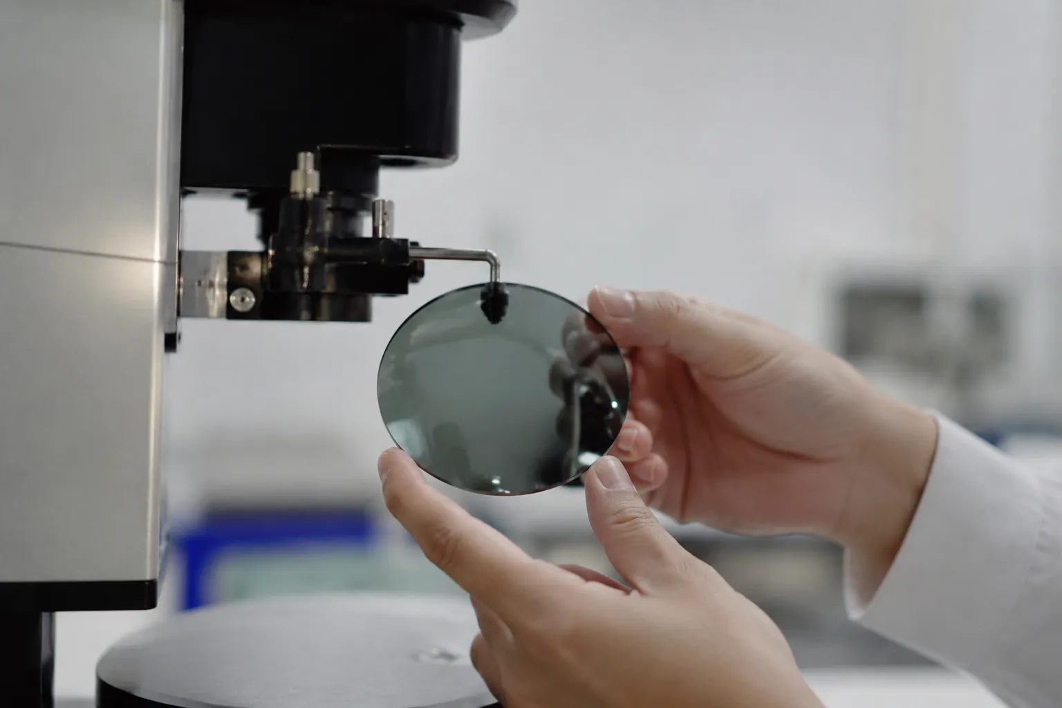 Polarized Film vs Polarized Lens: B2B Buyer Guide