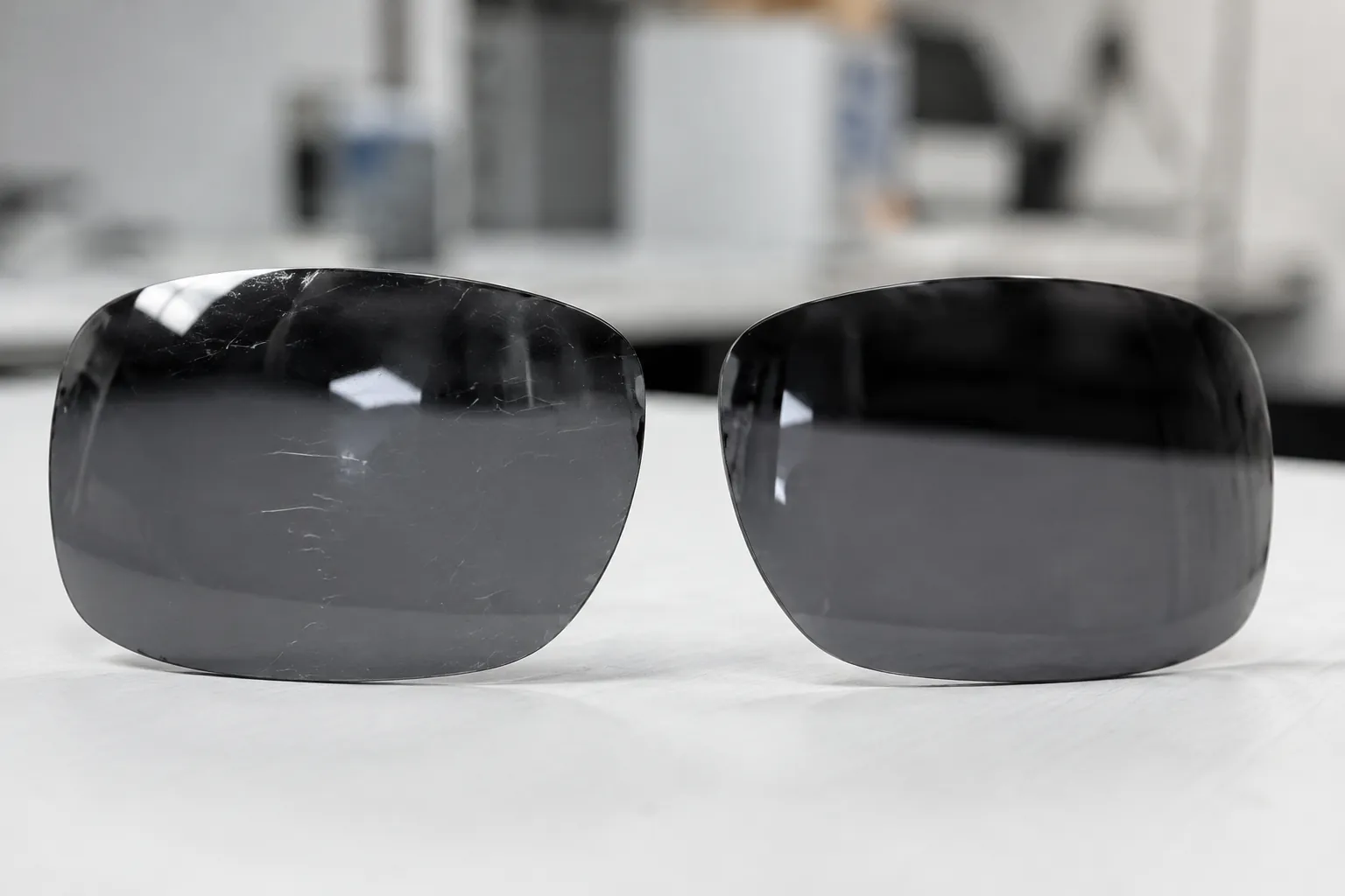 Hard-Coated vs Scratch-Resistant Lenses: Proof Buyers Need