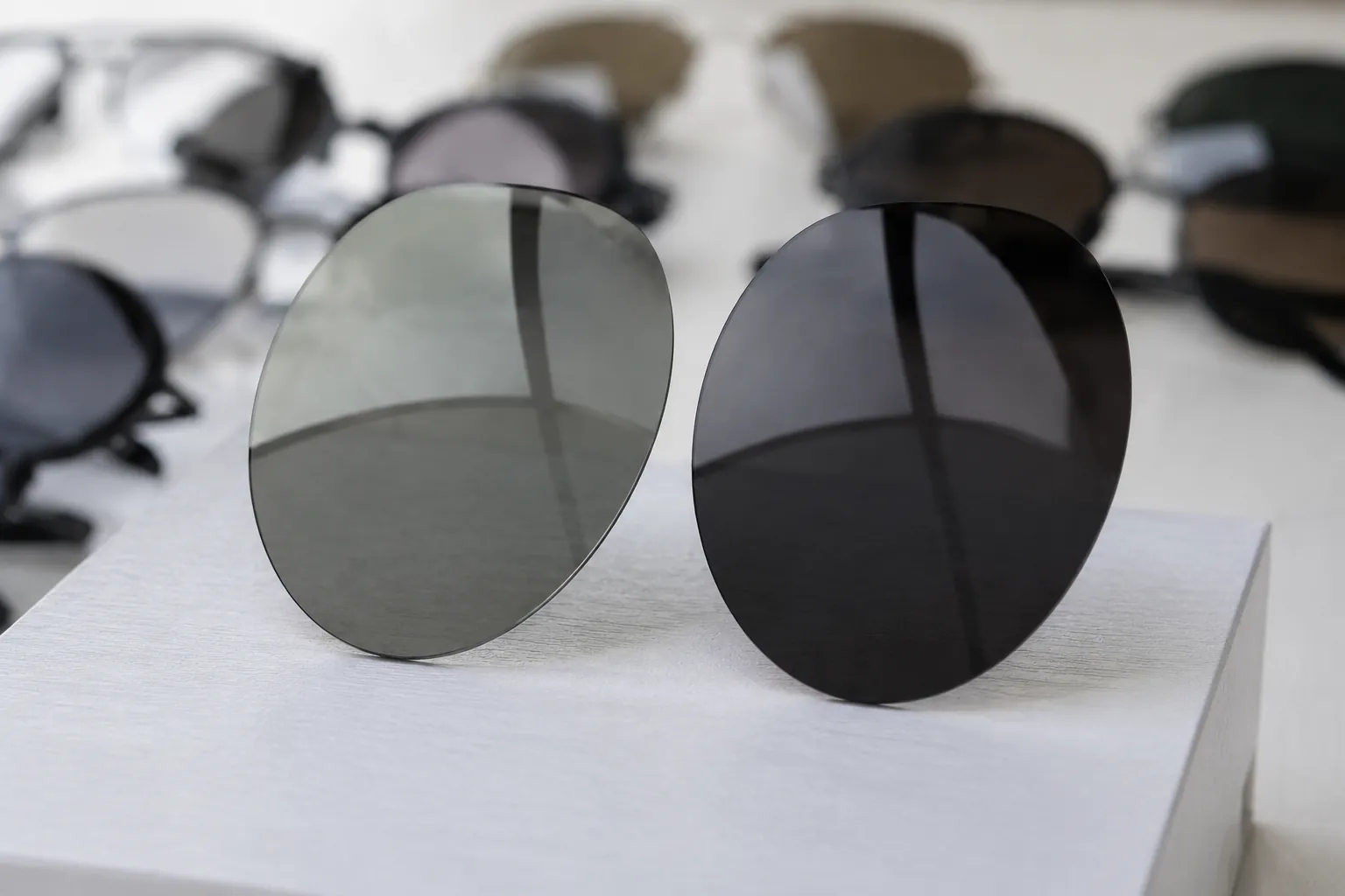 TAC vs PC Polarized Lenses for Bulk Sunglasses Buyers