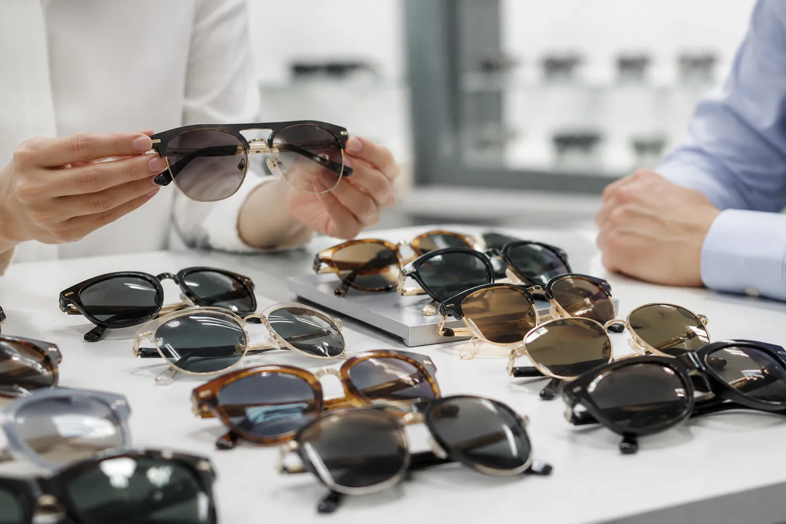Wholesale Sunglasses for Boutiques: Low-MOQ Guide